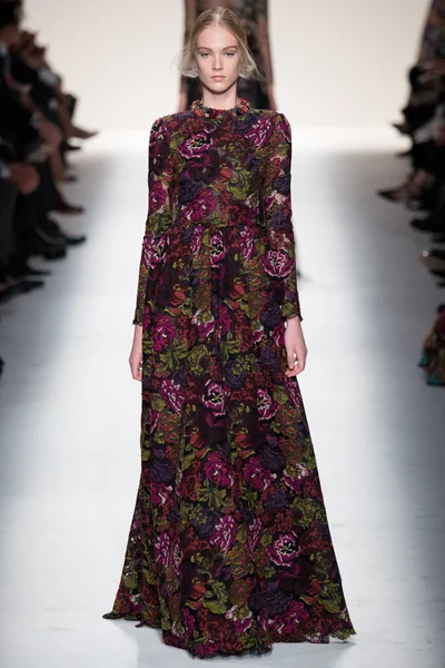 Look 64